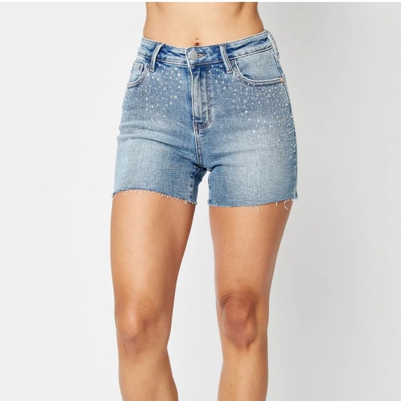 Judy Blue Rhinestone Detail Shorts NWT - Picture 1 of 8